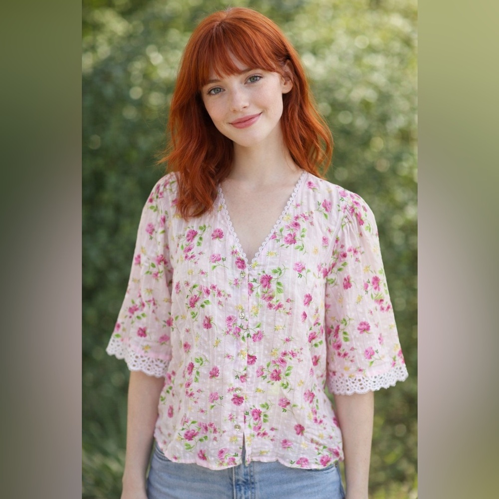 Nanette Lepore Sz L Pink Rose Feminine Print Lace Trim Cottagecore Button Blouse